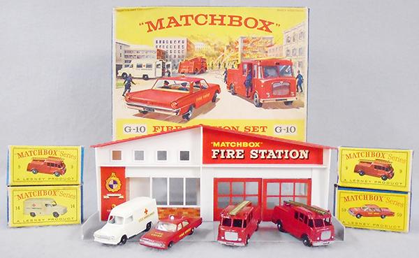MATCHBOX G-10 FIRE STATION SET (1 of 2)