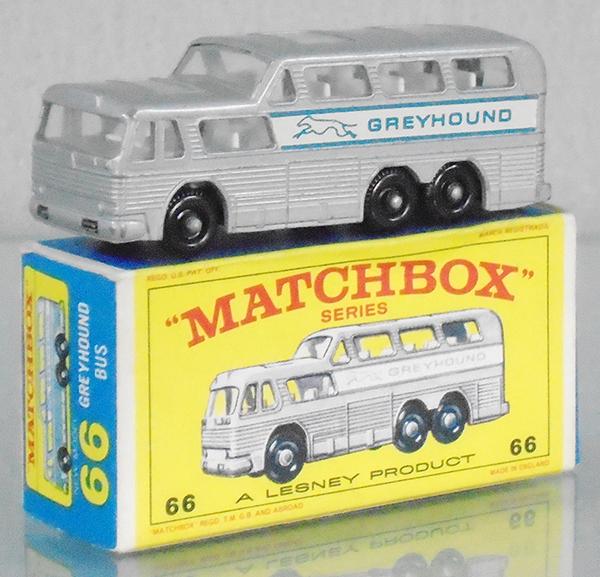 MATCHBOX 66C1 GREYHOUND BUS (1 of 2)