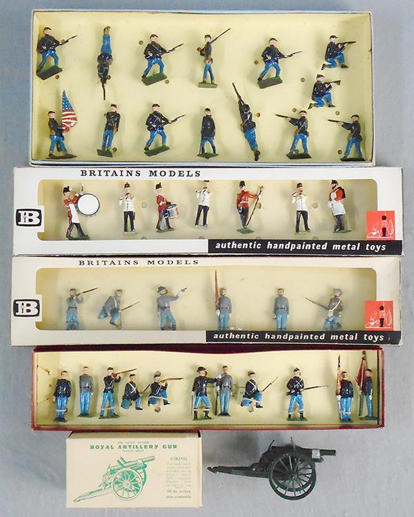 BRITAINS & JOHILLCO SETS: Johillco 224 Union Army, 14 pieces, missing 1 arm, Britains 9154 Ft. Henry Band, 9186 Confederate Infantry, 2059 Union Infantry, 10 pieces, 1201 RA Gun, orig boxes & inserts minor wear, C6-9.