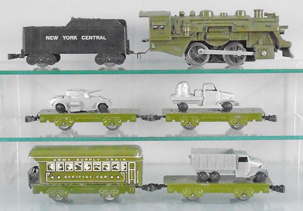 MARX 4065 ARMY TRAIN SET (1 of 3)