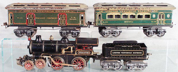 IVES TRAIN SET: O ga, 25 loco, clockwork working, 25 tender, both have added gold highlights, 131 baggage, some added red highlights, 130 buffet, both cars have paint flaking on roof, trucks have touch up, C5.