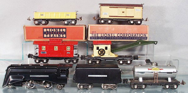 LIONEL TRAIN SET: O ga, 265E loco, 265W tender, restored, 2660 crane, 655 box car, 652 gondola, 654 Sunoco tank, 2657 caboose, w/2 rough boxes only, C4-8.