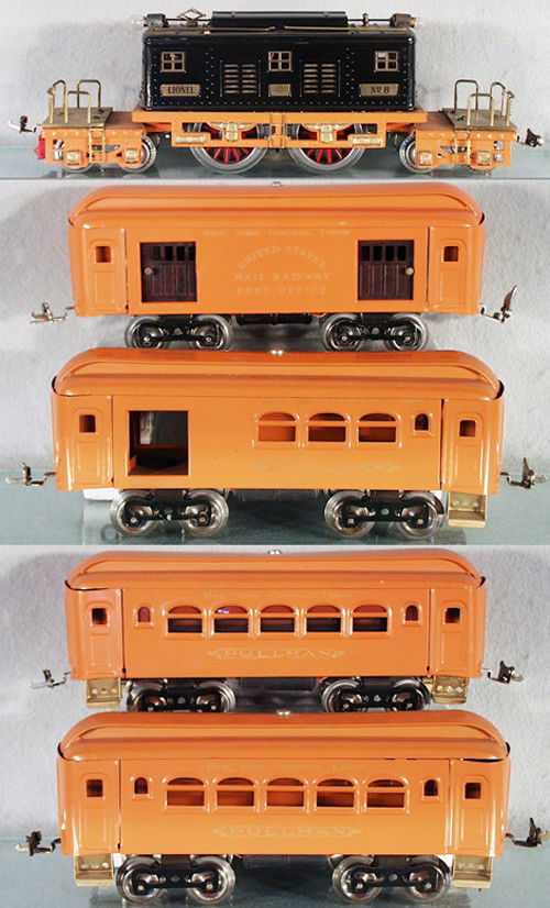 LIONEL TRAIN SET: std ga, 8 loco, converted w/front & rear trucks, 32 baggage, 31 combine, 2 #35 Pullmans, restored, C7-8.
