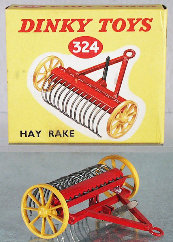 DINKY 324 HAY RAKE: orig box, C8-9.