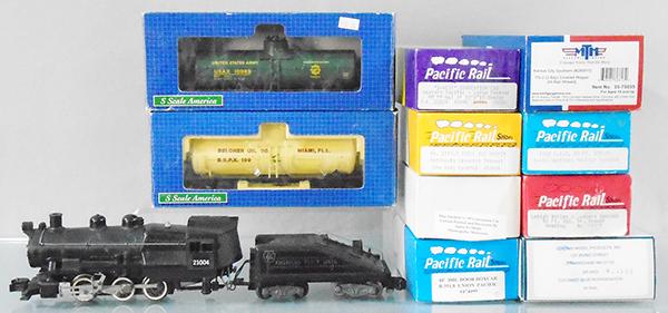 S GAUGE TRAIN SET: S ga, American Flyer 21004 loco & tender w/smoke & choo choo, DesPlaines Hobbies DPS 14043, DPS 14081, Pacific Rail Kits 474099, 2313, 503, 19289, B-416, 20801, Crown SR-9505, MTK 35-75035, orig boxes