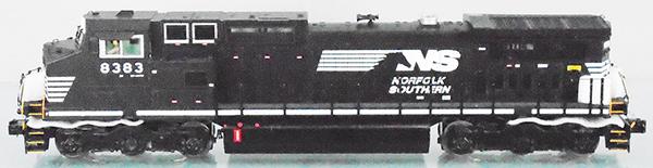 MTH 20-2944-1 NORFOLK SOUTHERN DIESEL (1 of 2)