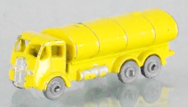 MATCHBOX 11A3 TANKER: playwear, C5-6.