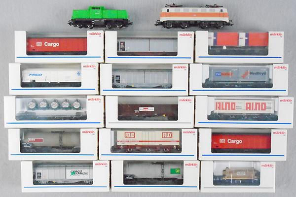 2 MARKLIN DIGITAL TRAIN SETS (1 of 1)