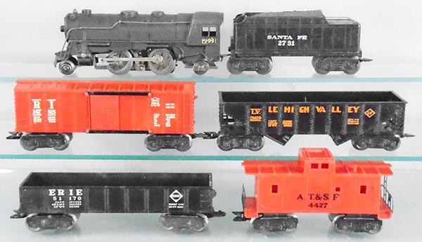 MARX 26254 TRAIN SET: O ga, 999 die cast electric loco, 1951 Santa Fe tender, 147815 RI box car, 21429 LV hopper, 51170 Erie gondola, 427 ATSF caboose, w/track & transformer, orig set box minor wear, C7.