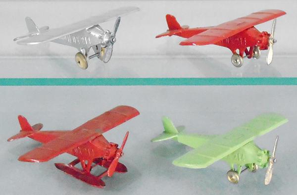 4 TOOTSIETOY AIRPLANES (1 of 2)