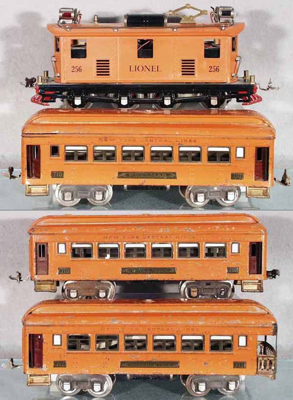 LIONEL TRAIN SET: O ga, 256 loco, restored, missing 3 window trim inserts, 2 #710 Pullmans, 1 missing 1 air tank & roof screw, 712 obsv, C4-6.