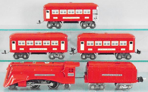 LIONEL RED COMET TRAIN SET (1 of 2)