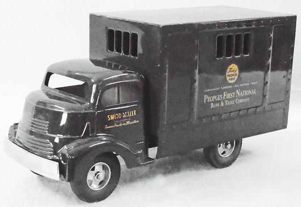 SMITH MILLER 404B GMC PEOPLES BANK TRUCK (1 of 2)