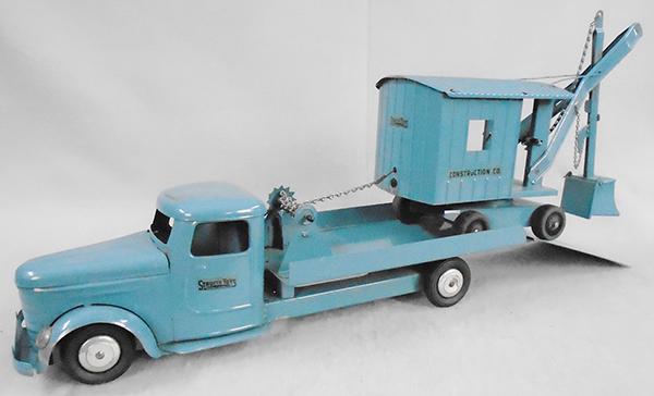 STRUCTO TRUCK W/STEAM SHOVEL (1 of 2)