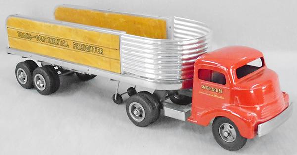 SMITH MILLER 410F GMC TRANS-CONTINENTAL FREIGHTER (1 of 2)
