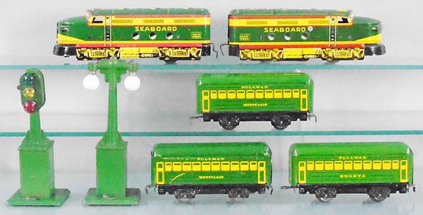 MARX SEABOARD TRAIN SET (1 of 2)