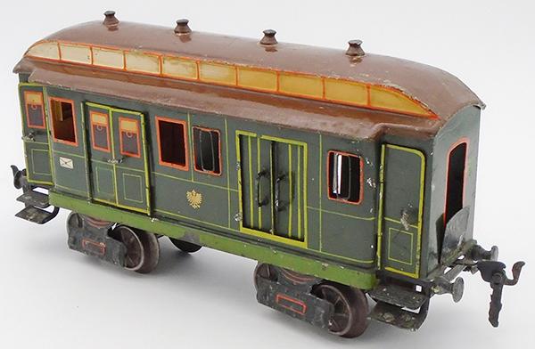 MARKLIN 1844 POSTAL BAGGAGE COACH (1 of 3)