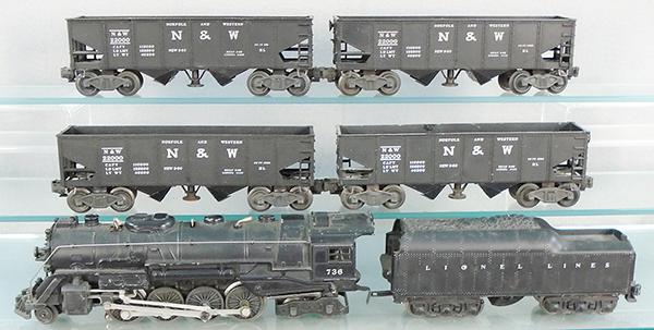 LIONEL COAL TRAIN SET (1 of 2)