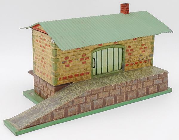 MARKLIN 2344 FREIGHT STATION (1 of 2)