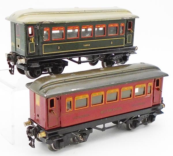 2 MARKLIN COACHES (1 of 2)