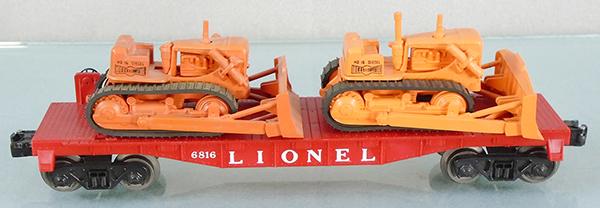 LIONEL 6816 FLAT W/BULLDOZERS (1 of 2)