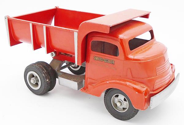 SMITH MILLER 504D GMC DUMP TRUCK (1 of 4)