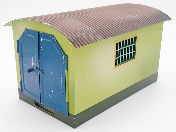 MARKLIN 2110 ENGINE HOUSE (1 of 2)