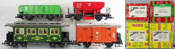 4 LGB CARS: G ga, 4021, 4030, 4041, 3060, all are dirty, orig boxes minor wear, C7-9.