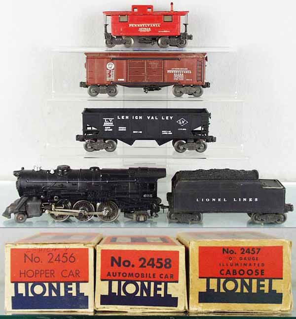 LIONEL TRAIN SET: O ga, 675 loco, w/boiler decal, 2466WX tender, 2456 hopper, 2458 hopper, 2457 caboose, orig boxes minor wear, C5-8.