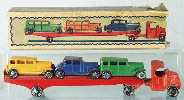 TOOTSIETOY 190 AUTO TRANSPORT SET: Mack Truck w/101, 102 & 103 Buicks, orig box rough, C5-6.