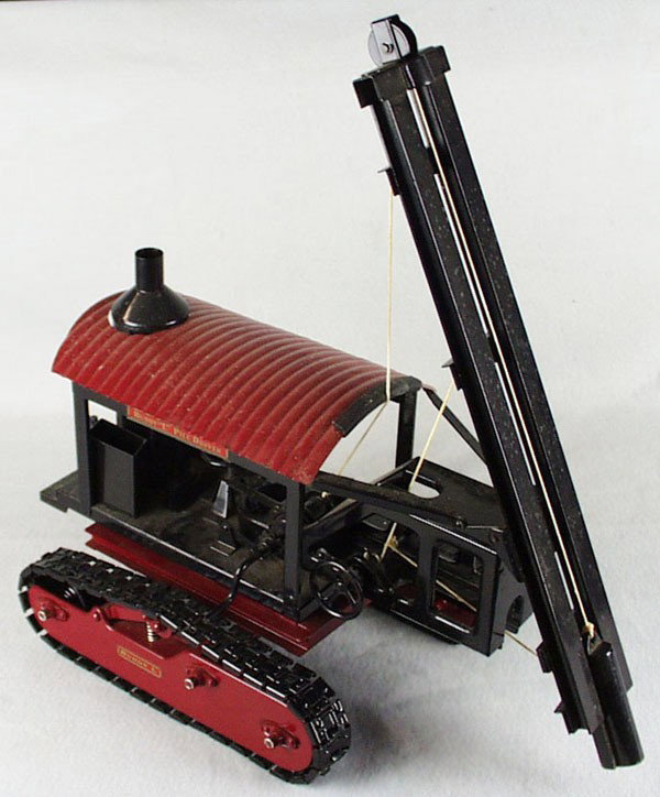 T-REPRODUCTIONS BUDDY L 260 PILE DRIVER: painted pressed steel, 20" long, C8-9.