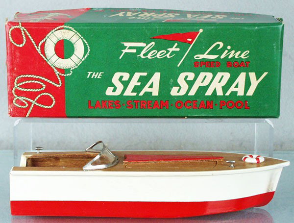 K&O FLEET LINE 652 SEA SPRAY SPEED BOAT: wood, outboard, 10 1/2"long, orig box & insert minor wear, C8.
