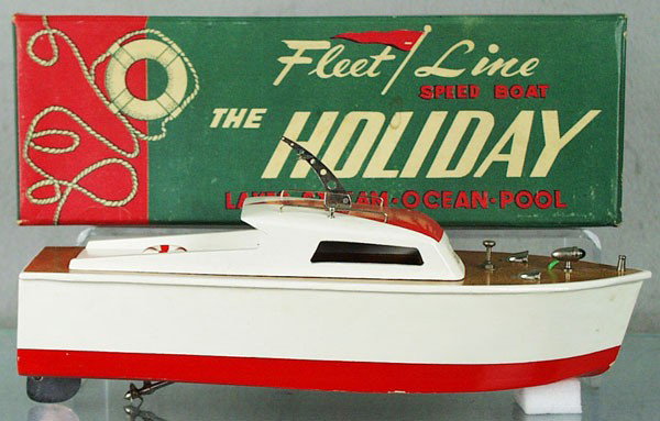 K&O FLEET LINE 652 HOLIDAY SPEED BOAT: wood, battery operated, not tested, 11" long, orig box & insert minor wear, C8-9.