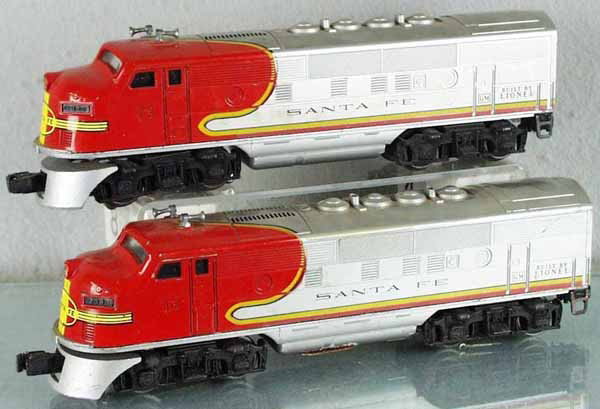 LIONEL 2388 SANTA FE AA DIESEL SET: O ga, 1 power unit has battery damage, C5-6.