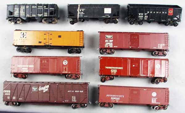 9 SCALE O FREIGHT CARS: O ga, wood & metal, made from kits, wear from use & age, mostly complete, may be missing some trim, C6-7.