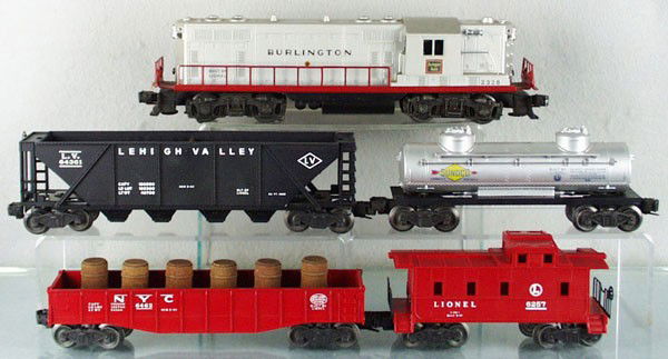 LIONEL 1531W TRAIN SET: O ga, 2328 Burlington GP9, 6436 LV hopper, 6465 Sunoco tank, 6462 gondola w/barrels, 6257 caboose, 3 orig boxes only, orig set box minor wear, C5-7.