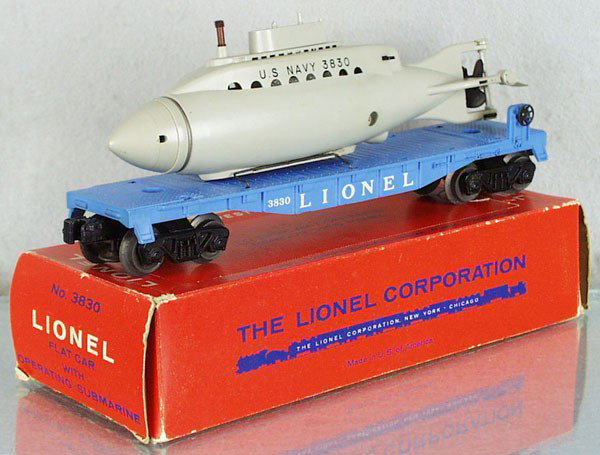 LIONEL 3830 FLAT W/SUBMARINE: O ga, orig submarine & parts, orig box minor wear, C8-9.