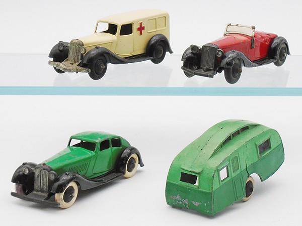 4 DINKY VEHICLES (1 of 2)