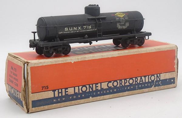 LIONEL 715 SUNOCO SCALE TANK CAR (1 of 2)