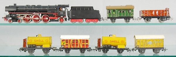 MARKLIN FREIGHT TRAIN SET (1 of 2)