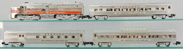 AMERICAN FLYER SILVER STREAK TRAIN SET (1 of 2)