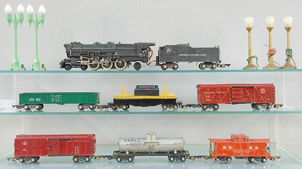AMERICAN FLYER TRAIN SET (1 of 2)