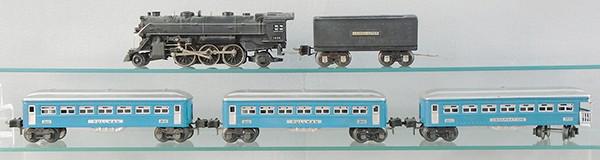 LIONEL TRAIN SET (1 of 2)