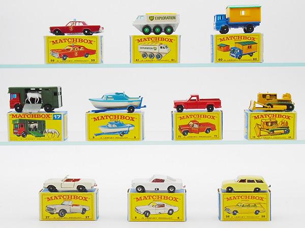 10 MATCHBOX VEHICLES: 59C3, 61B1, 60B1, 17E1, 9D2, 71B2, 18D2, missing green tread, 27D1, 8E1, 38B2, orig boxes minor wear, C8-9.