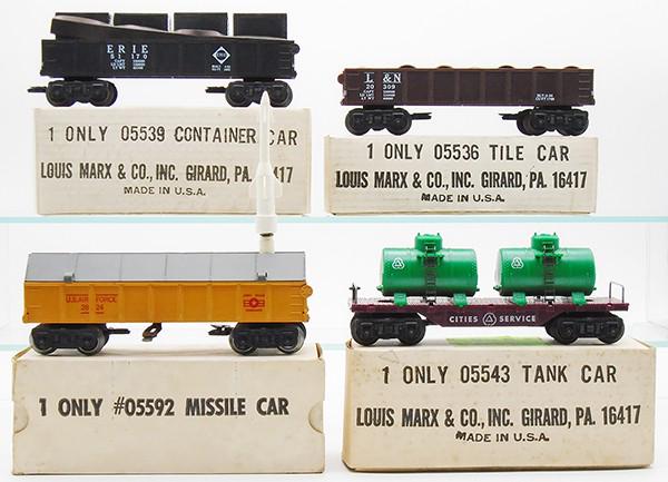 4 MARX SEPARATE SALE FREIGHT CARS (1 of 2)