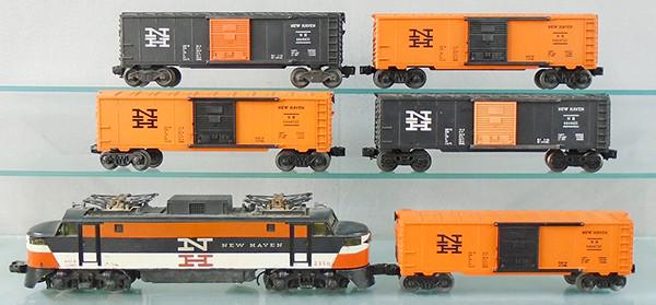 LIONEL NEW HAVEN TRAIN SET (1 of 2)