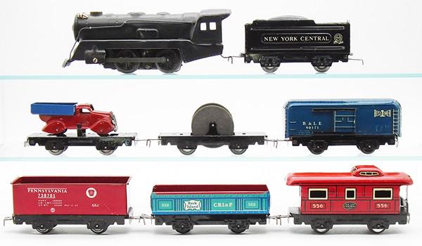 MARX NYC TRAIN SET & ACCESSORIES (1 of 3)