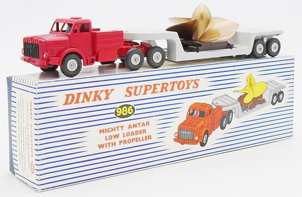 DINKY 986 MIGHTY ANTAR LOWLOADER W/PROPELLER (1 of 2)