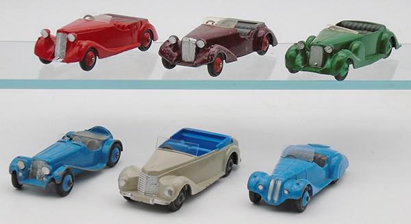 6 DINKY VEHICLES (1 of 2)