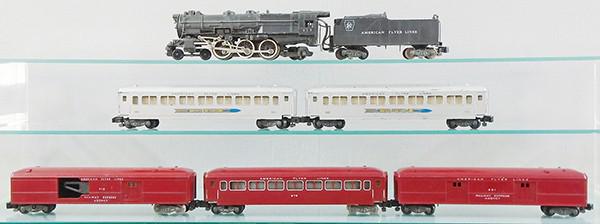 AMERICAN FLYER TRAIN SET (1 of 2)